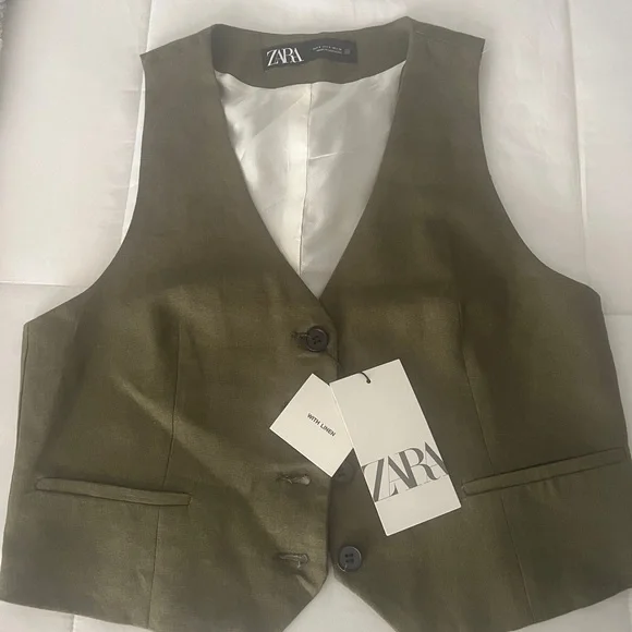 Zara Khaki Green Buttoned Vest - Picture 1 of 7
